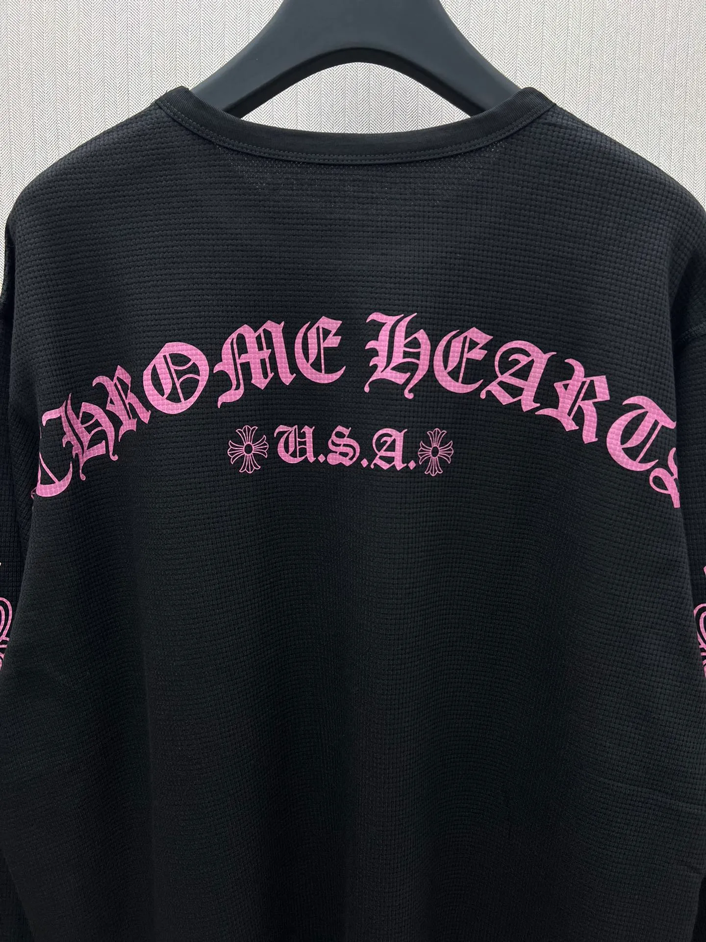 🅿️380 Croxin 25SS limited black pink waffle. The fabric is made of 280g cotton waffle double-layer material. The printing is made of high-temperature heat transfer for garments. The embroidery is made of imported Tajima embroidery. Size S.M.L